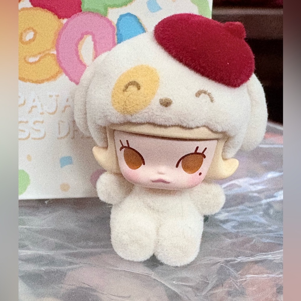 MOLLY POPBEAN IN A FLOCKED DOG PAJAMA